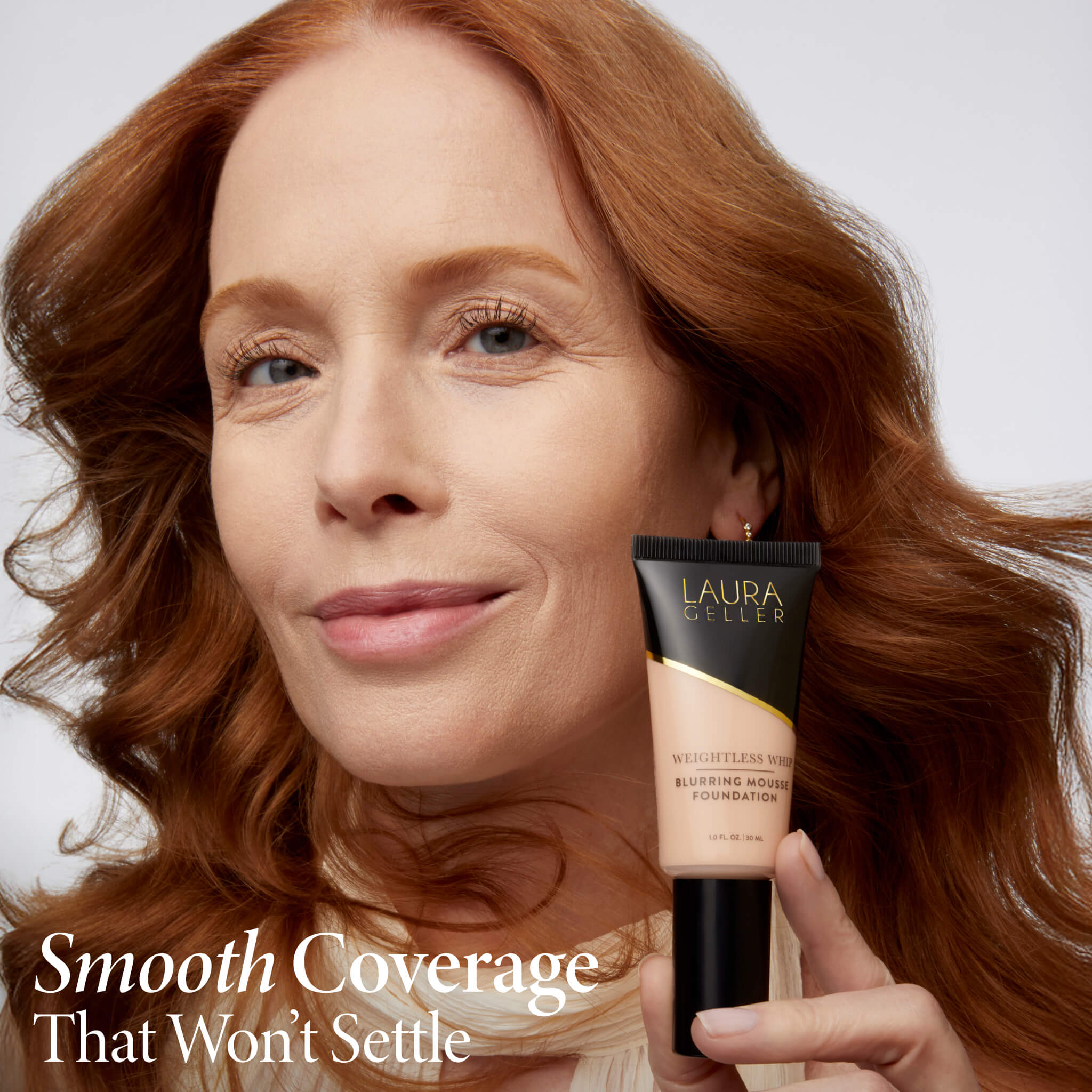 Weightless Whip Blurring Mousse Foundation